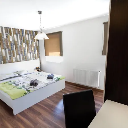 Wunderschoenes In Mit Privatem Pool Prázdninový dům *